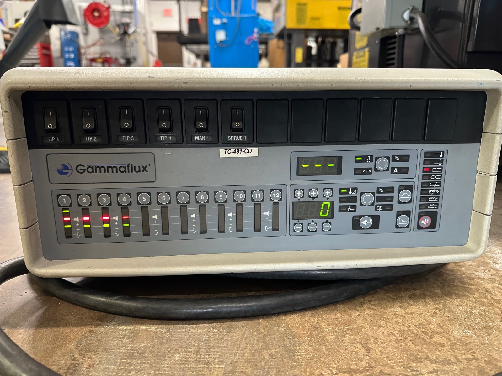 GammaFlux 12 Zone Temperature Control Controller Hot Runner Box (6 Active Zones)