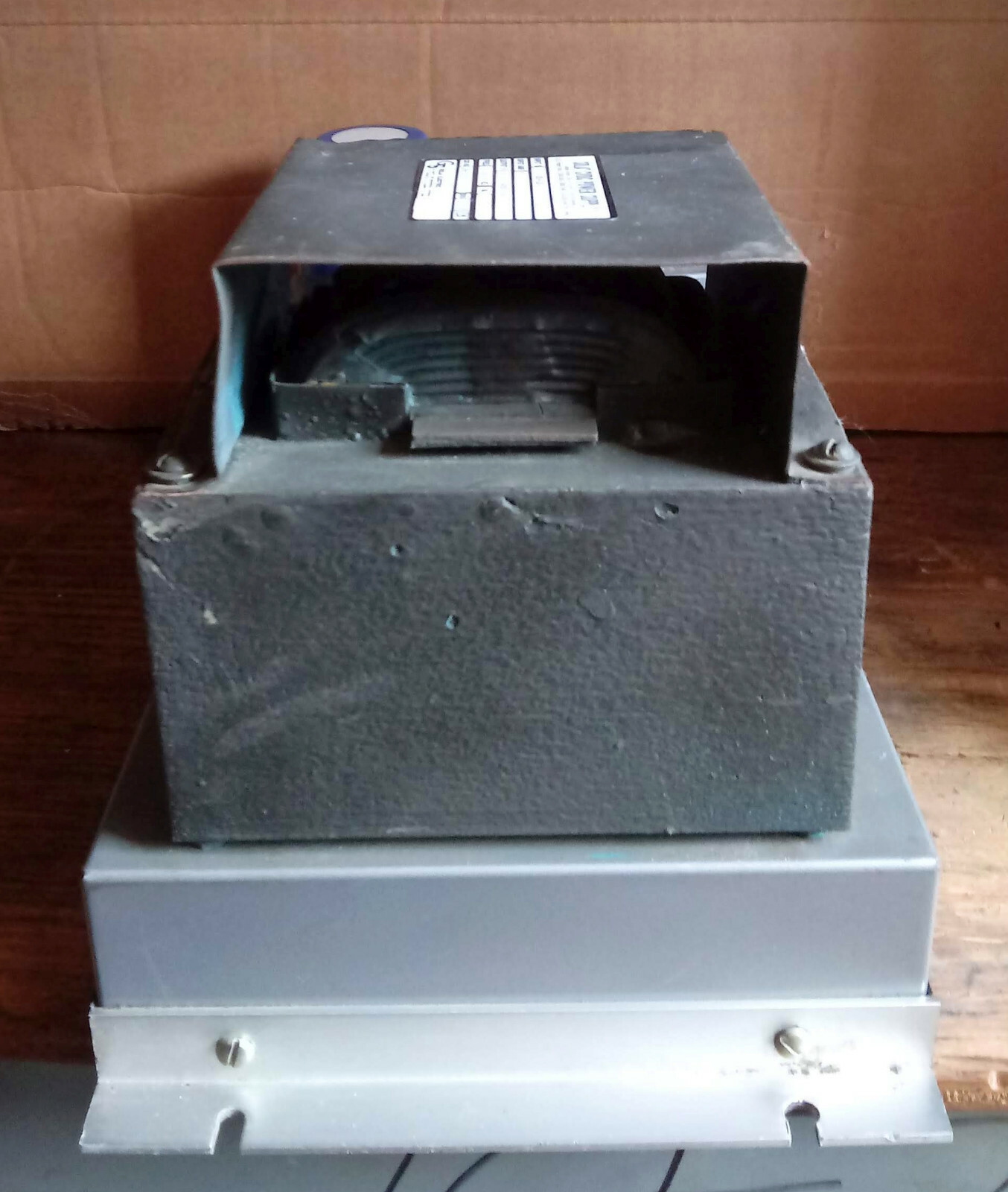1 USED SOLA CVDC POWER SUPPLY 28-2127-1 ***MAKE OFFER***