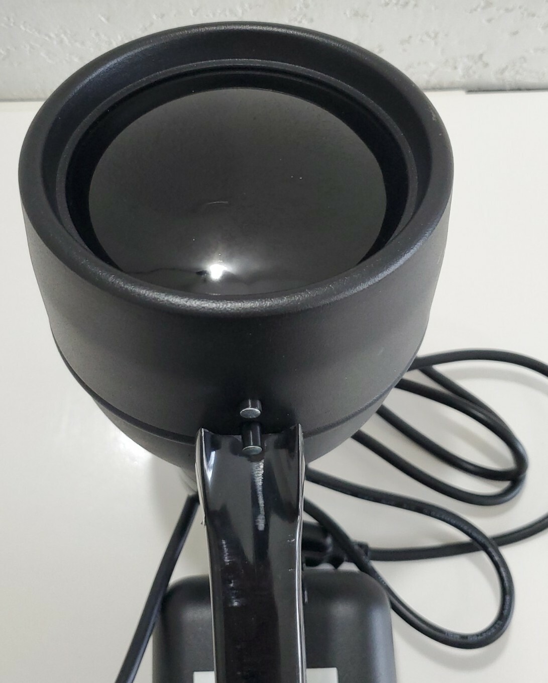 UVP Blak-Ray Model B-100 A Longwave Ultraviolet Lamp 115V 60Hz 2.5A