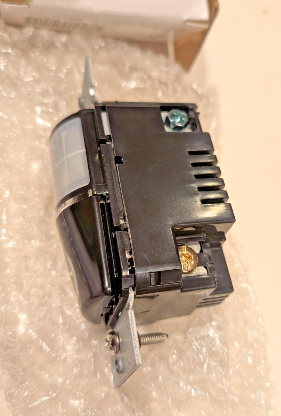 WATT STOPPER WS-200 B BLACK Passive Infrared Automatic Wall Switch 120/277 VAC