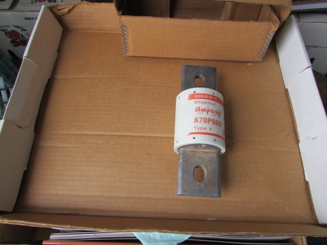 NEW Gould Shawmut Fuse A70P600 Type 4 600A 700V 150C