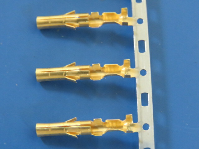 Tyco 350417-3 Qty of 20 per Lot Pin & Socket Connectors SCKT 24-18 AU .093″