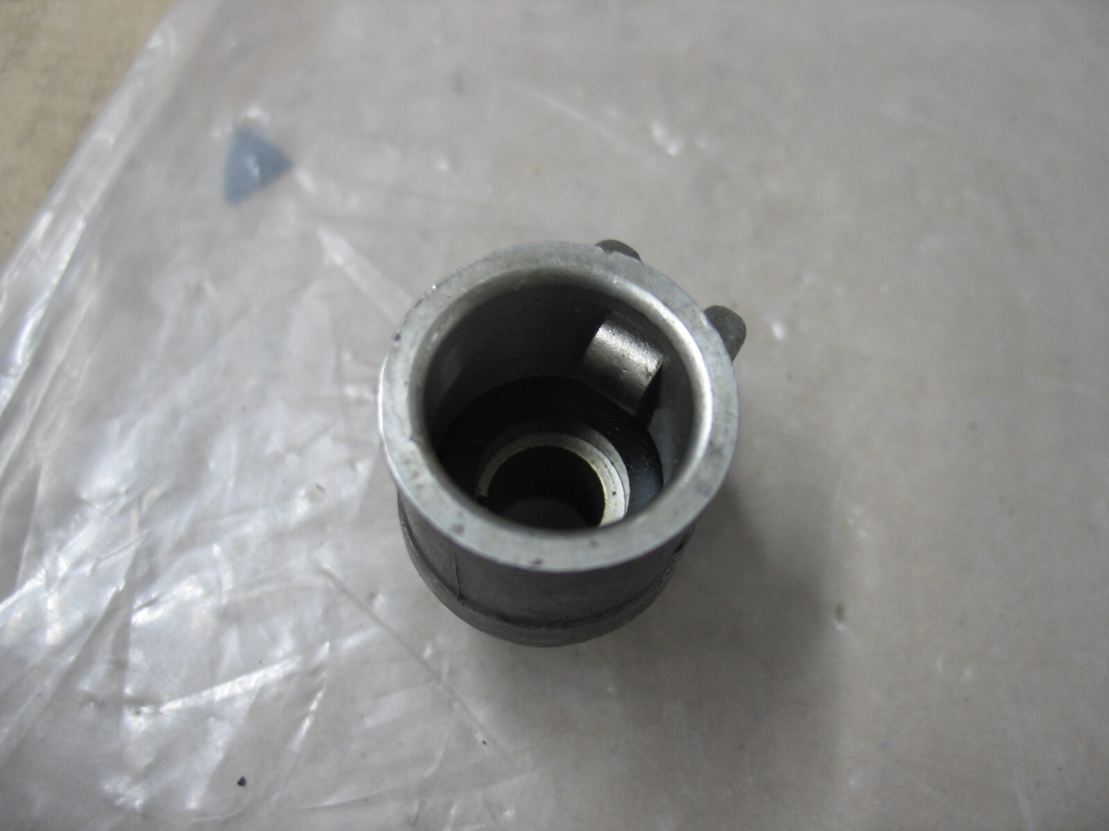 EVER-TITE 1/2B CAM & GROOVE SOCKET SS FITTING WITH 1/2″ MNPT THREAD P9561