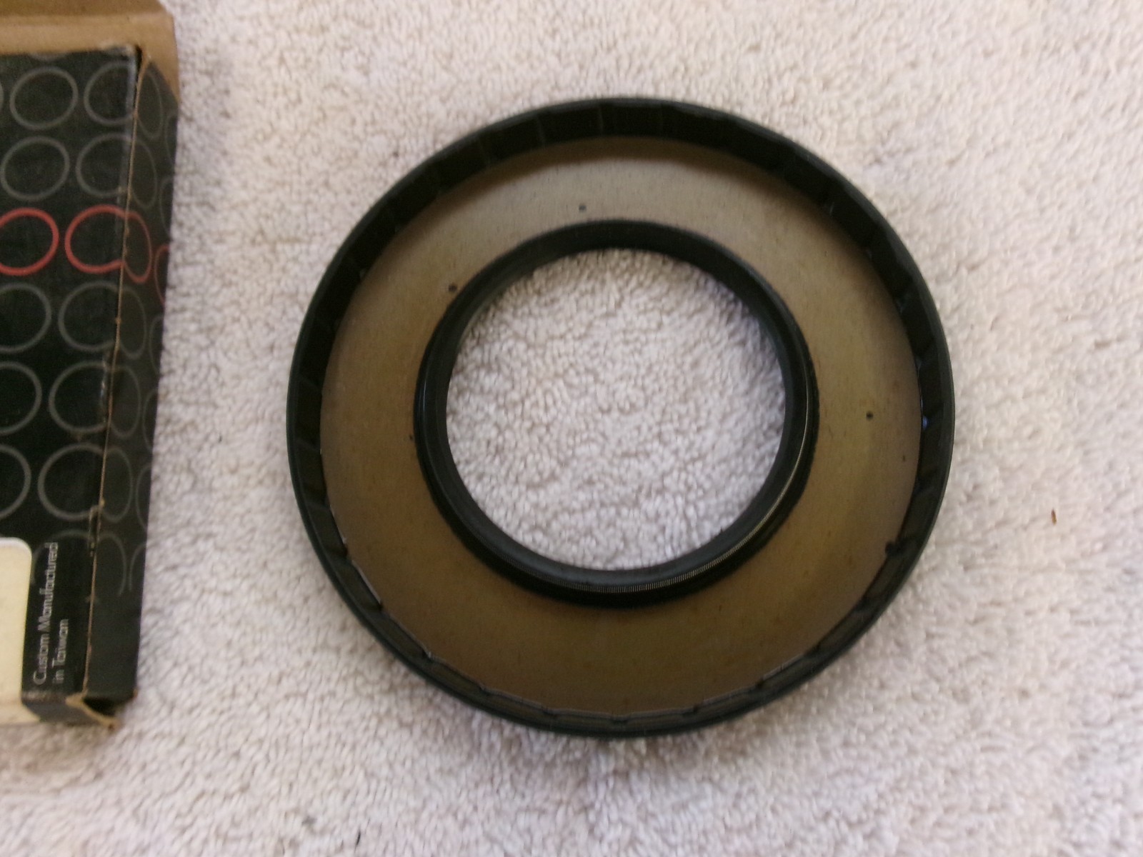 NIB TCM Oil Seal 65X120X12TC-BX