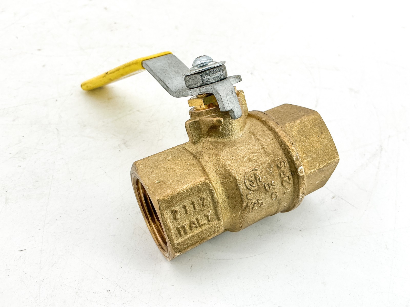 New Jomar Valve 100-705 Ball Valve 1″ 500WOG Brass – No Box
