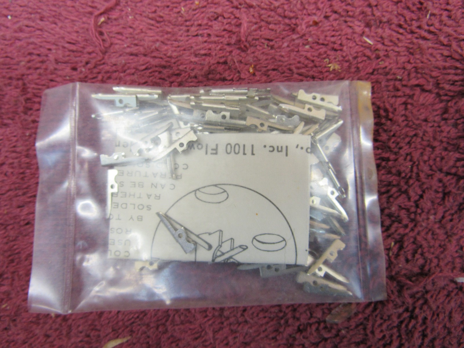 500 NOS NIP Vector Electronics T28 Silver Push in Terminal