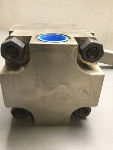 Parker 8051C-1 1/2HS52, Hydraulic Manual Directional Control Valvle (12L-3)