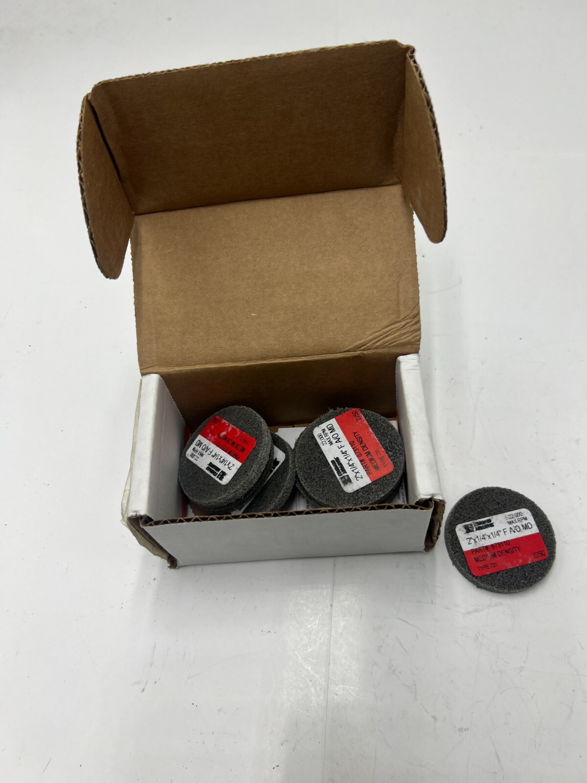 Box of 8-Standard Abrasives 2″x1/4″x1/14″ F AO MD 873110 Medium Density Type 731