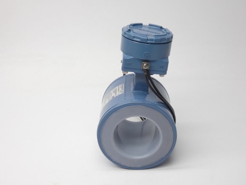 ROSEMOUNT 8711FSA040R1N0G1 40VDC 0.5A 740PSI 4″ NSMP