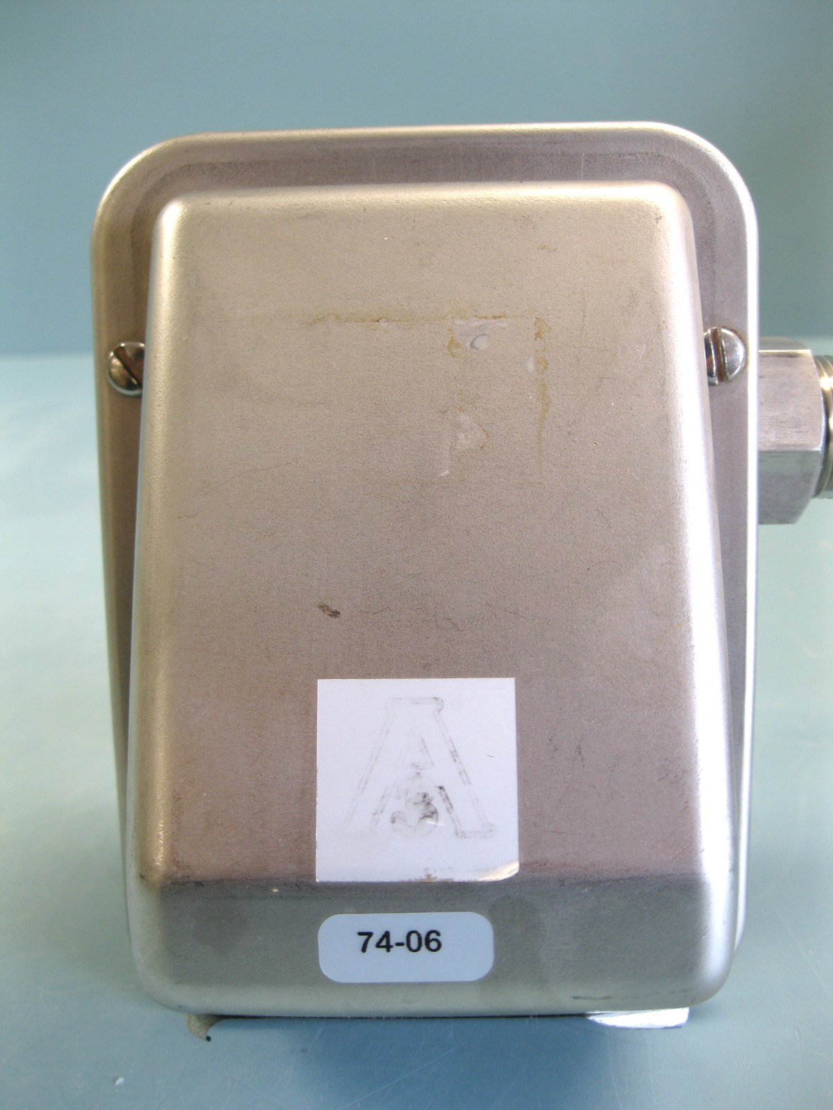 1-1/2″ Tri-Clamp Ashcroft GPDN4GGV25XY53A Pressure Switch 100 PSI G7