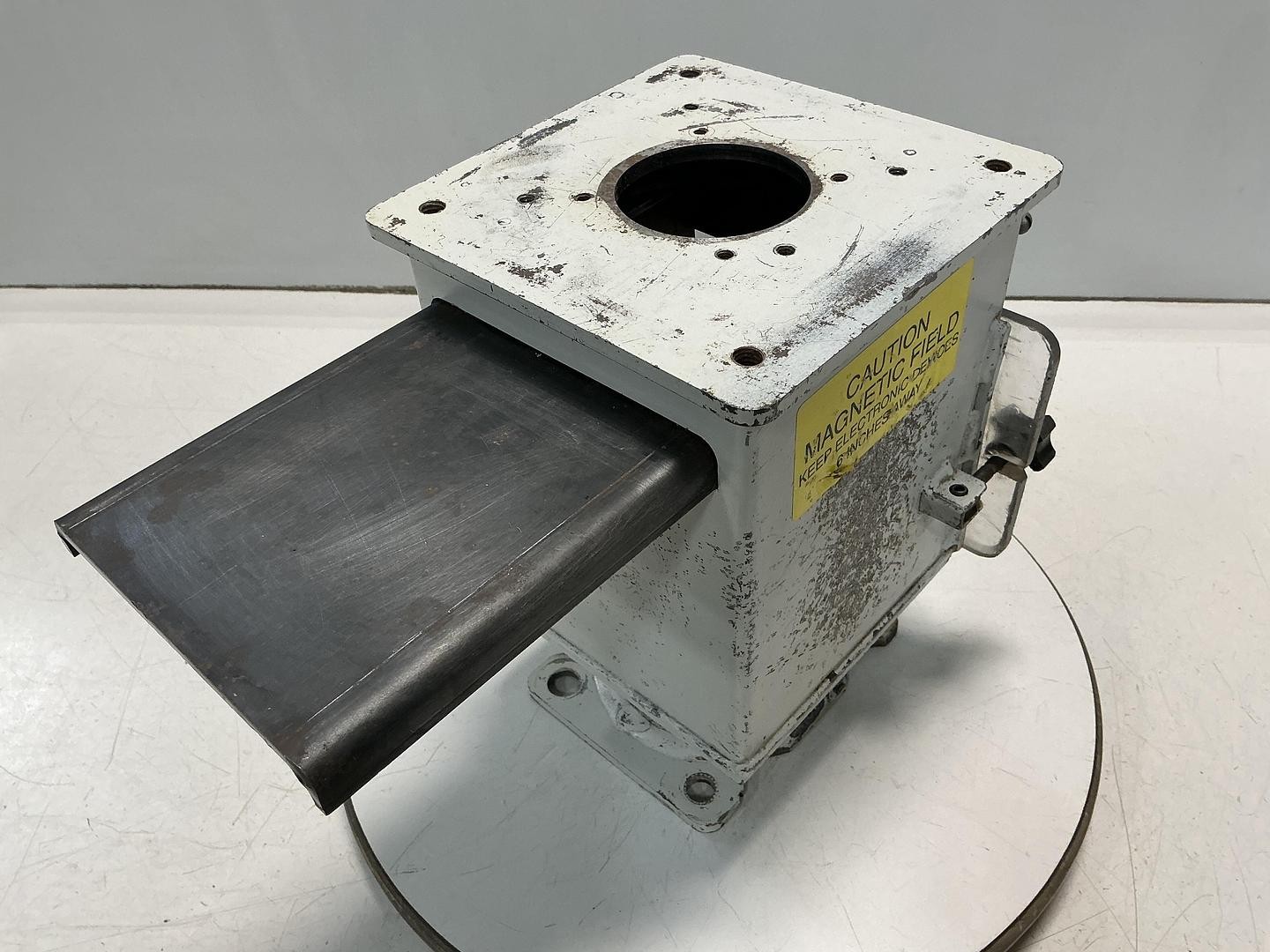 VAN DORN DEMAG Drawer Magnet USED #151395