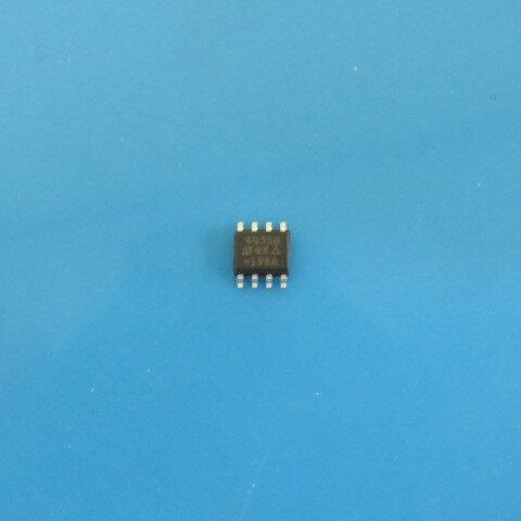 VISHAY SI4435DY Qty of 140 per Lot TRANSSO-8P-CHAN FET 30V
