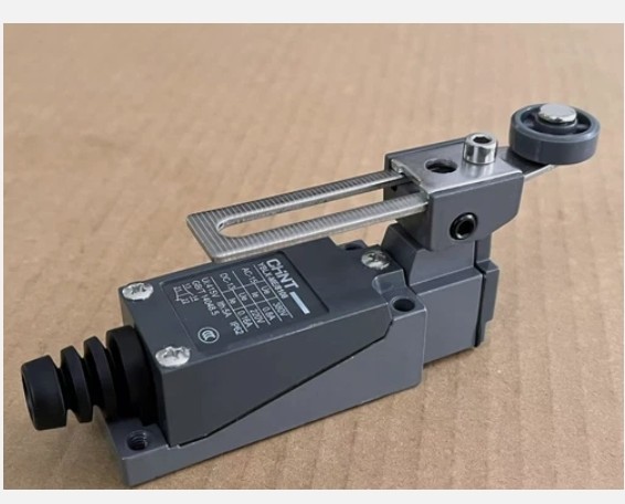 1pcs Limit switch Travel switch YBLX-ME/8108