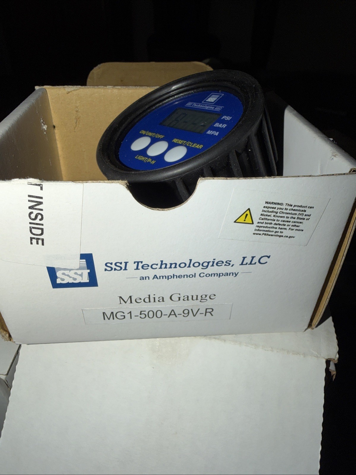 Ssi Mg1-500-A-9V-R Digital Industrial Pressure Gauge, 0 To 500 Psi, 1/4 In Mnpt