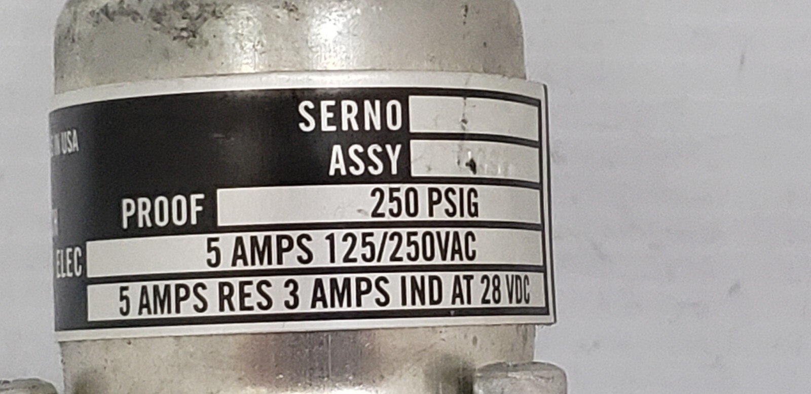 ITT NEO-DYN 182P12C3 VACUUM SWITCH, 250PSIG, 5 AMPS, 125/250VAC, NNB