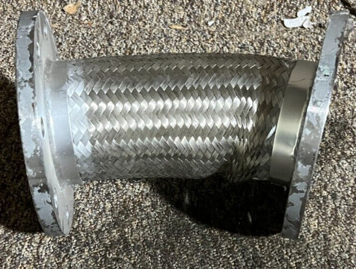 4-1/2″ ID Flexible Pipe Flanged +-12-1/2″ Length 8 Hole 8-7/8 Diameter Flange