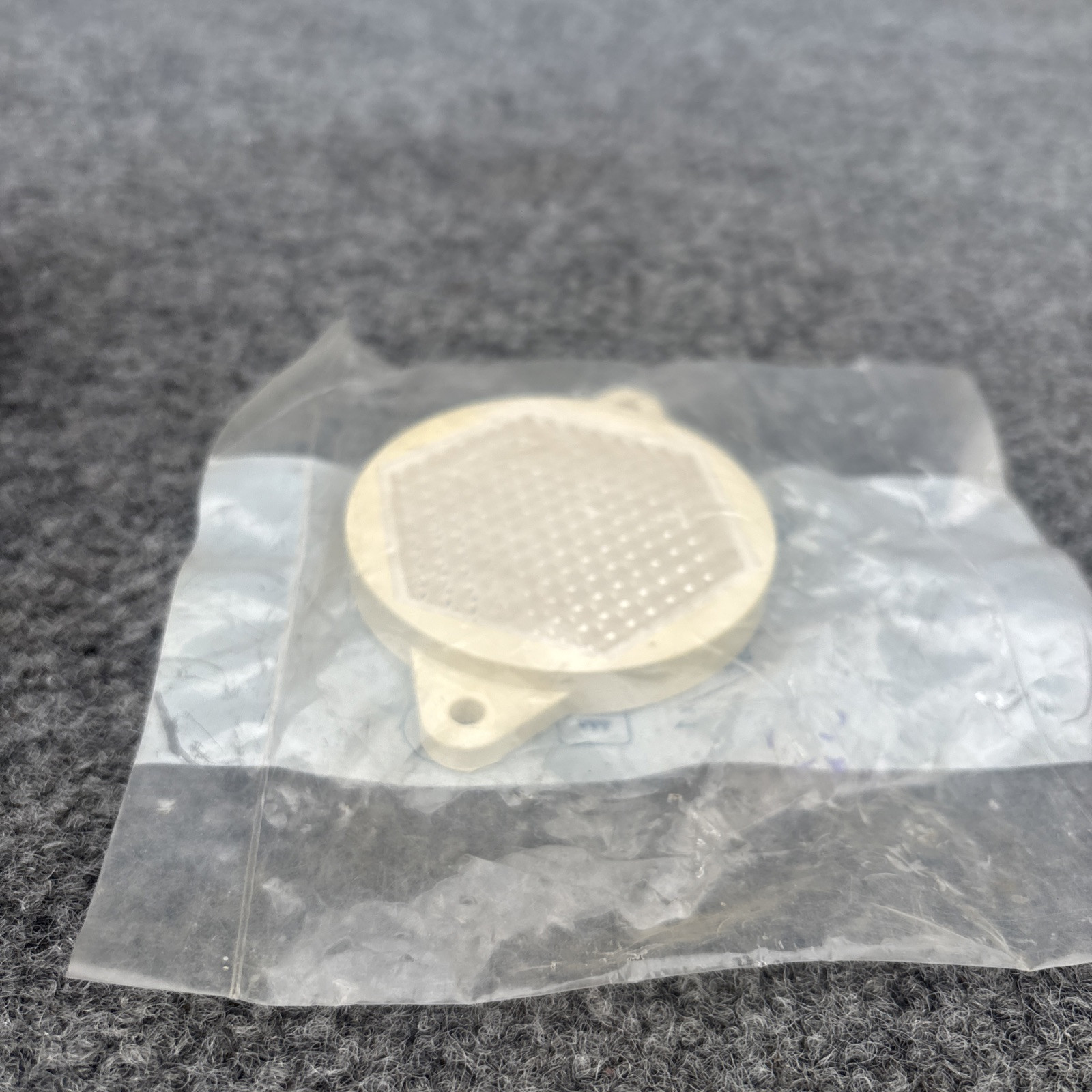 BALLUFF DLM R2-F346 Reflector White DLM R2-F346 New Other