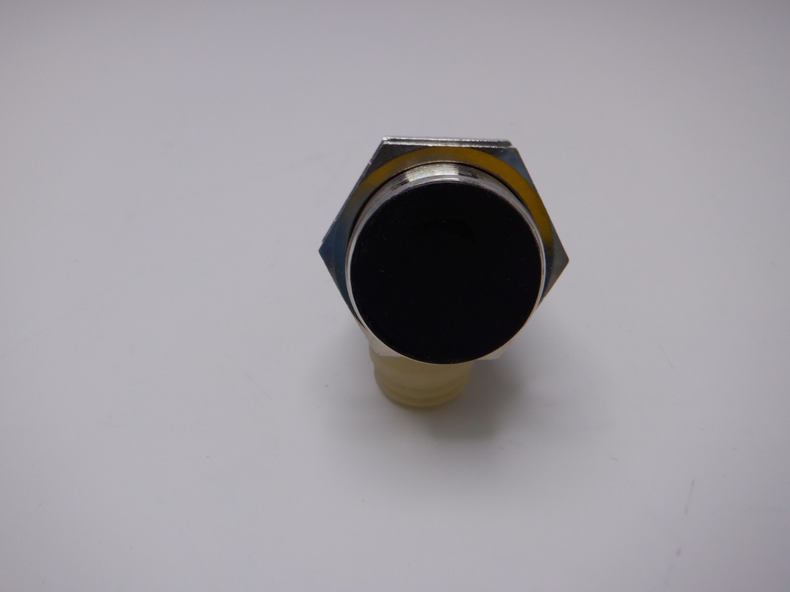 HTM FCM1-3010P-ARU4 Inductive Proximity Sensor