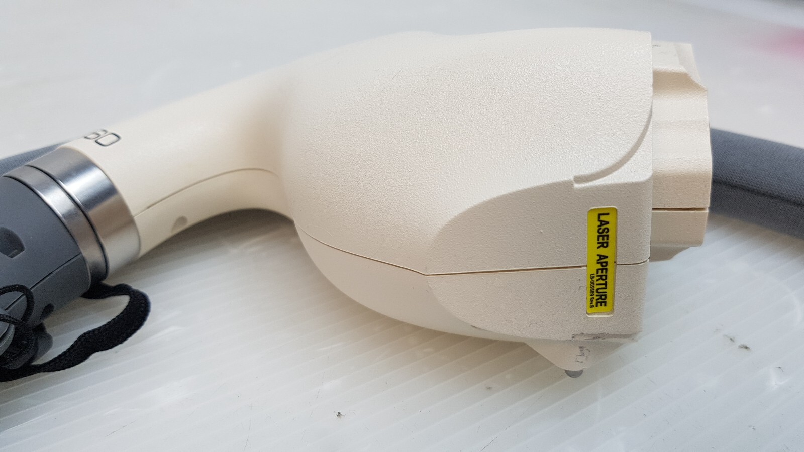 Lumenis HIGH SPEED LightSheer 1060nm SA-10030710 REV. B spot size 22x35mm