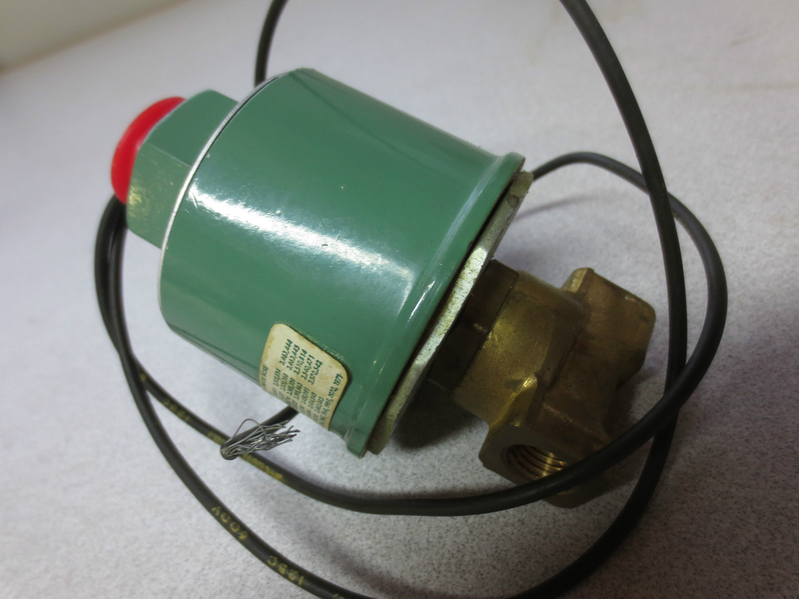 ASCO 8262C54 RED-HAT VALVE 120/60 110/50 1/4″ PIPE 6W 25-40psi – NEW SURPLUS