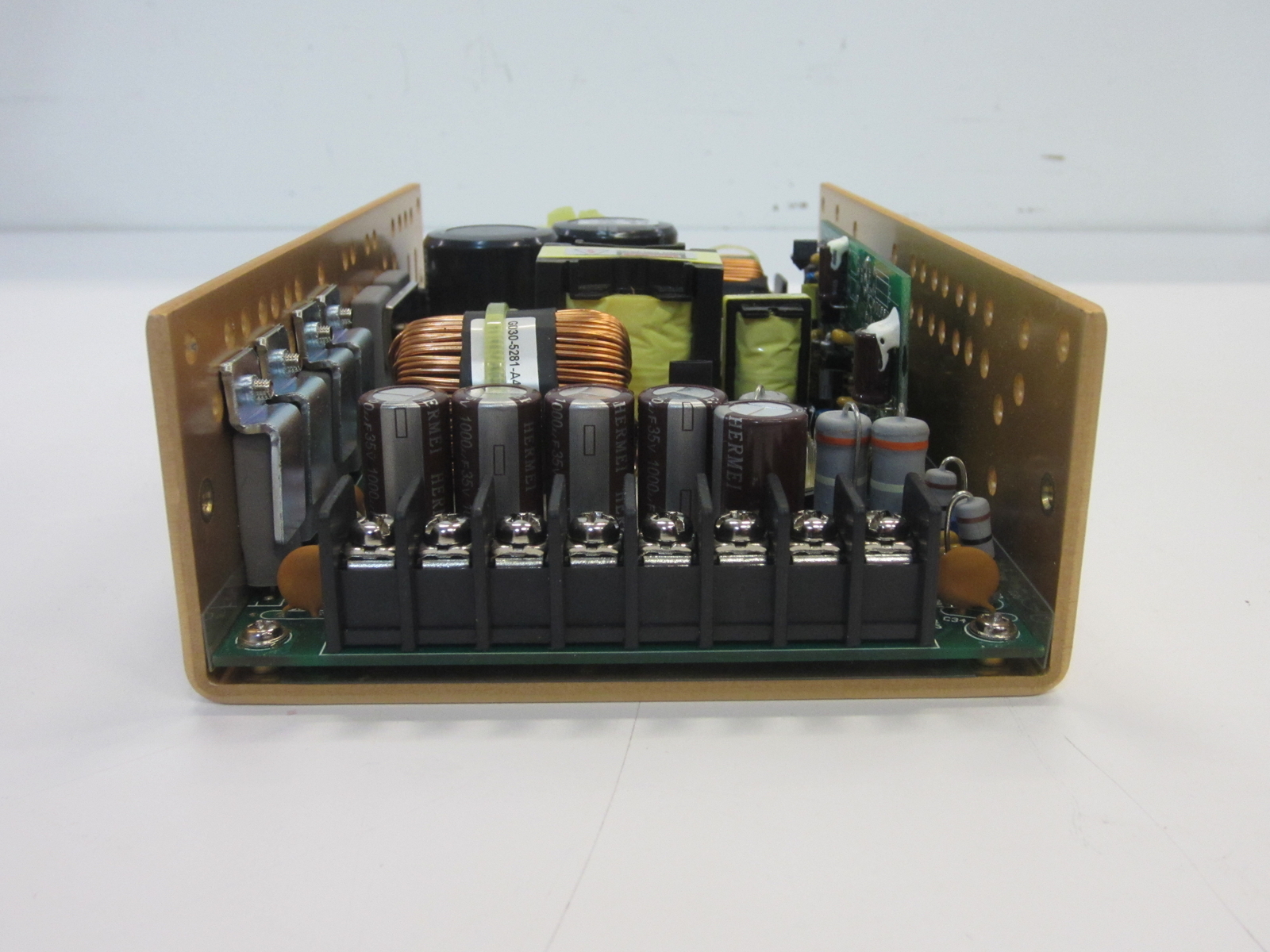 POWER SOLUTIONS INC. AG-350P-S4A POWER SUPPLY 350 WATTS PFC-A 24VDC/14.5A