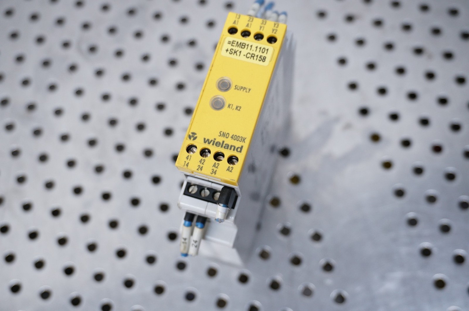 (Qty 2) Wieland Schleicher SNO 4003K safety relay R1.188.0400.1