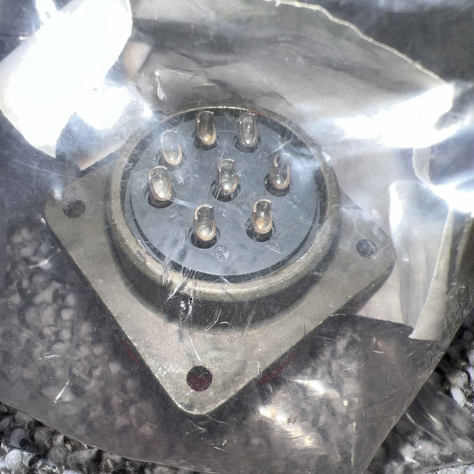 ITT CANNON MS3102E20-7P
