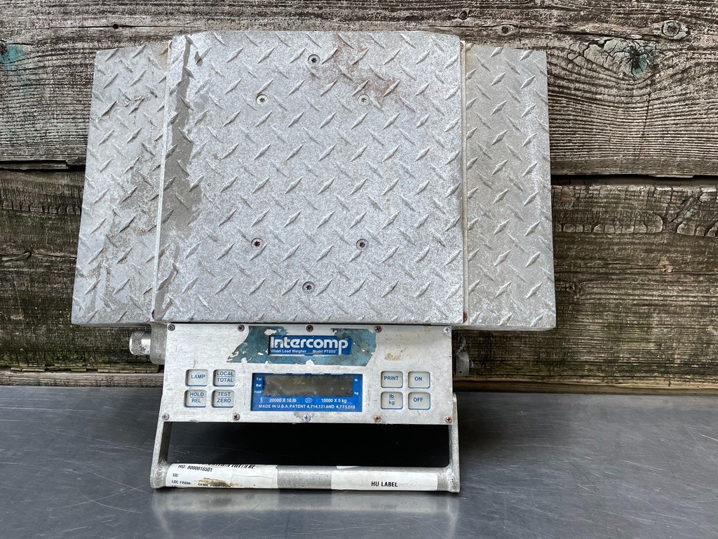 Intercomp PT300 Wheel Load 25,000 Portable Truck Scale *NO POWER* 100128-M