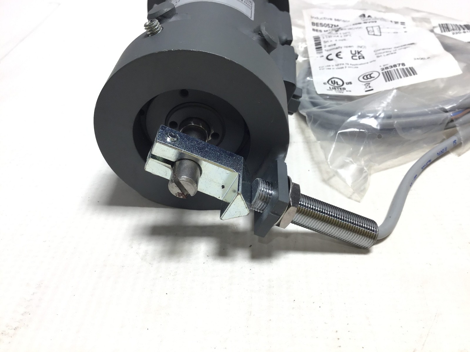 ECKART 001-10692 Hydraulic Rotary Actuator 100bar 74Nm -25/+70°C
