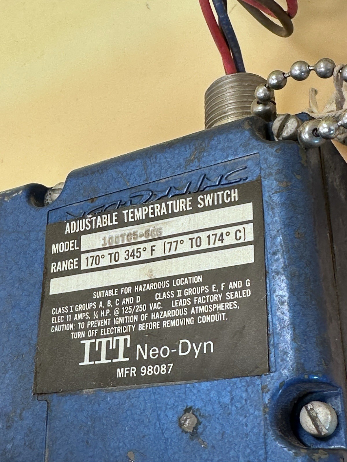 ITT NEO-DYN 100TC5-6C6 ADJUSTABLE TEMPERATURE SWITCH 170-345F 125/250V-AC