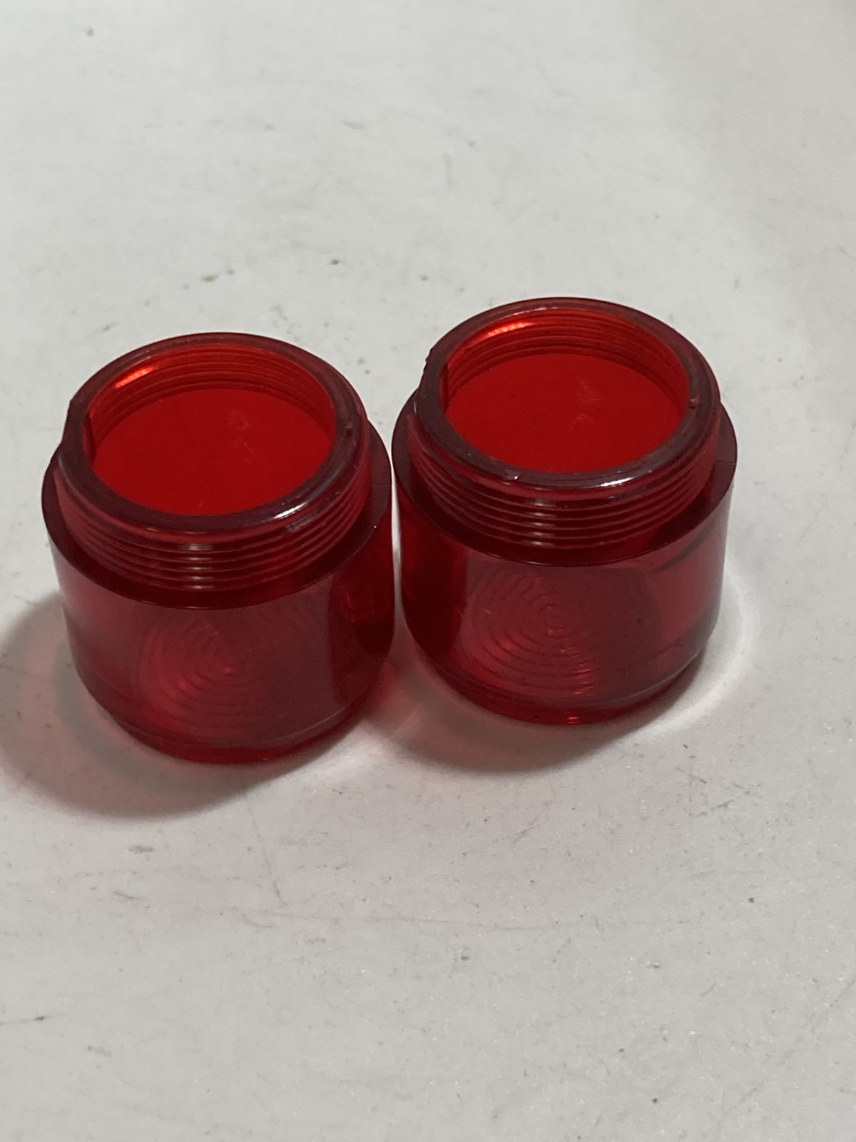 SIEMENS 52RA5P2 PUSHBUTTON LENS RED (LOT OF 2) NNB