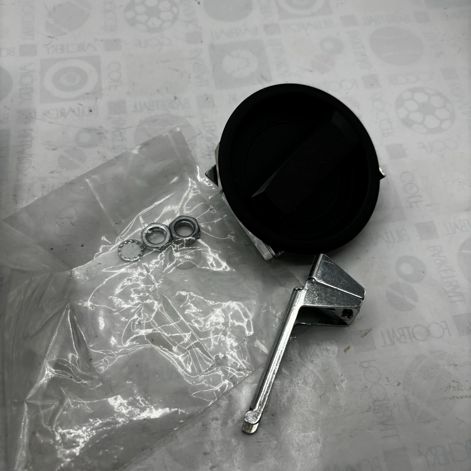 SOUTHCO 01-13-35A FLUSH CAM MID-SIZE LATCH SOUTHCO 01-13-35. ⭐