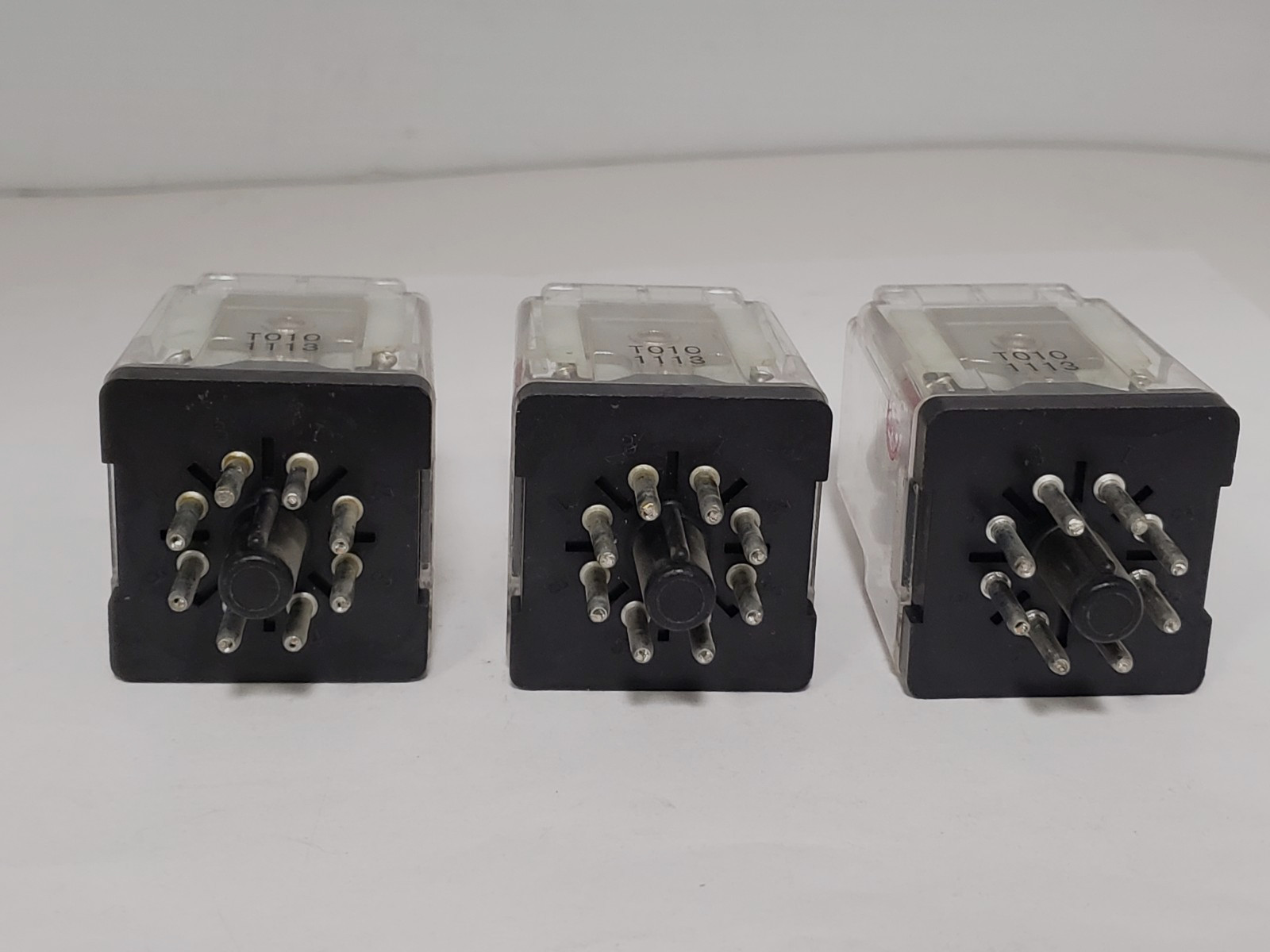 TYCO ELECTRONICS KRPA-11DG-24 RELAY 10A 24VDC 240V AC 8 PIN (LOT OF 3)