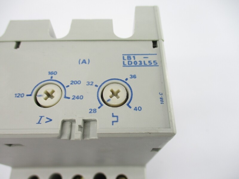 TELEMECANIQUE LB1-LD03L55 660VAC 120-240A/28-40A NSNP