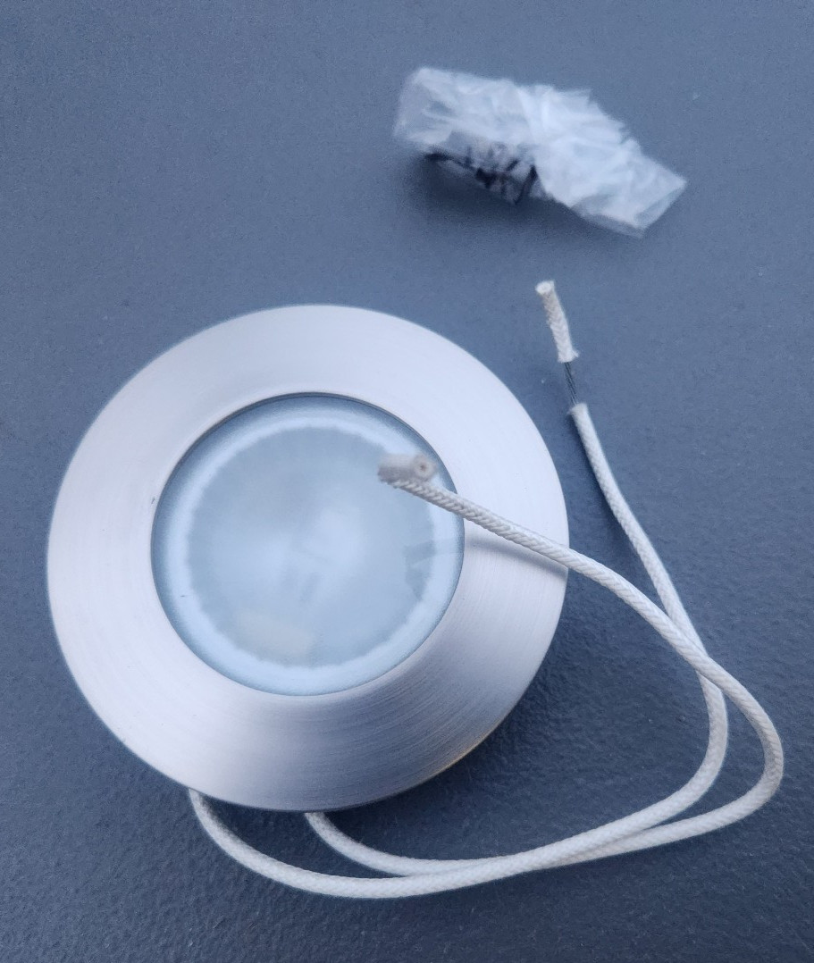 Liteco Halogen Light 12 VDC, 10W, 82583 RV, Chrome