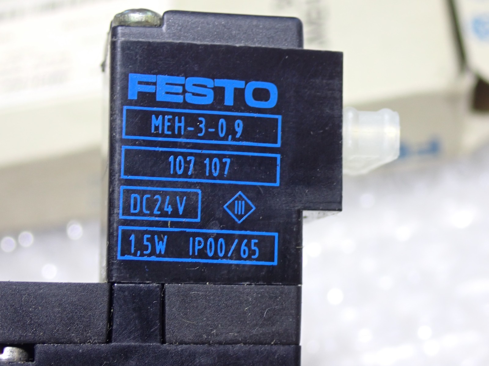 Festo AIR Solenoid valve JMEH-5/2-1/8 New