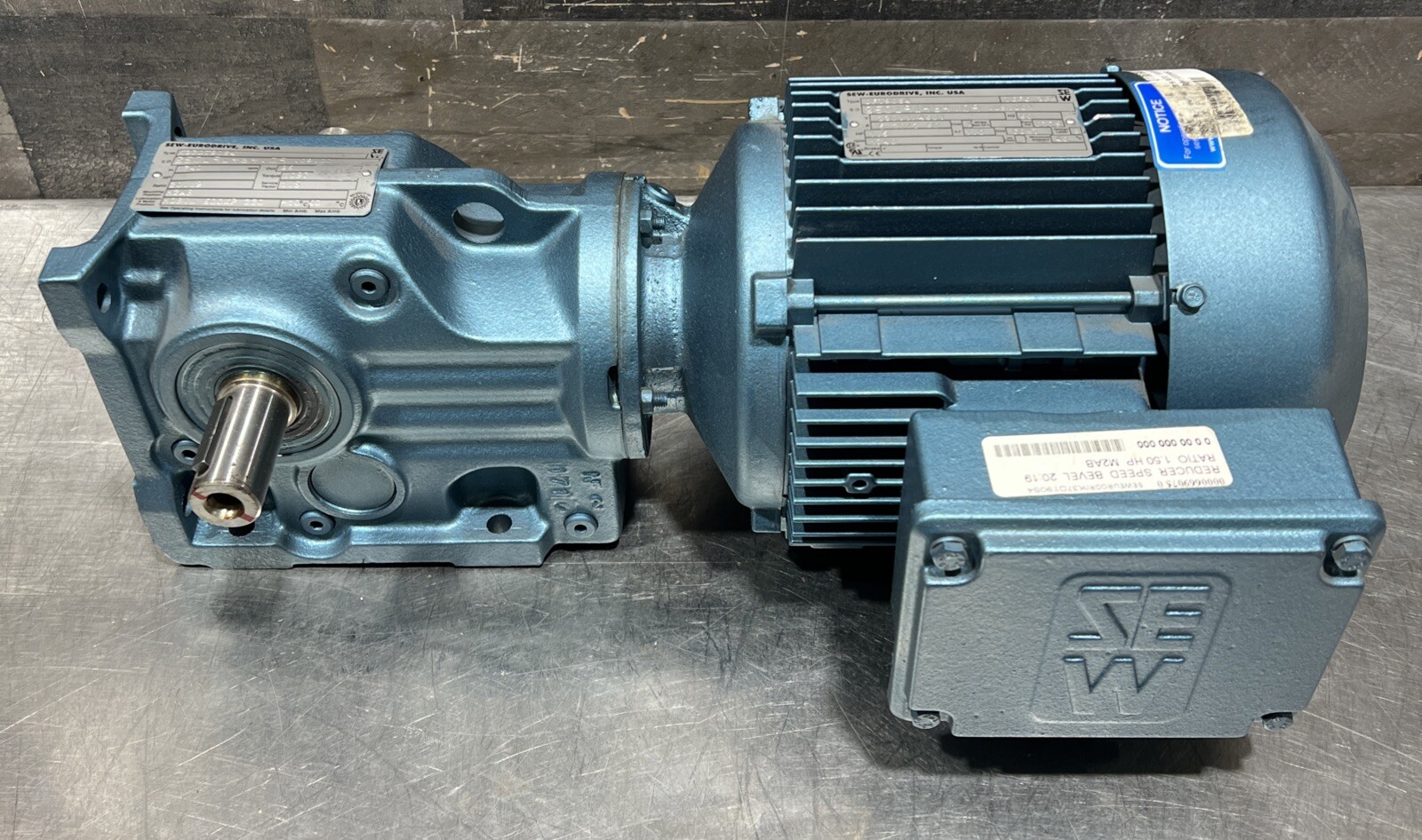 SEW-Eurodrive Motor DFT90S4 With Gear Box Nos Surplus
