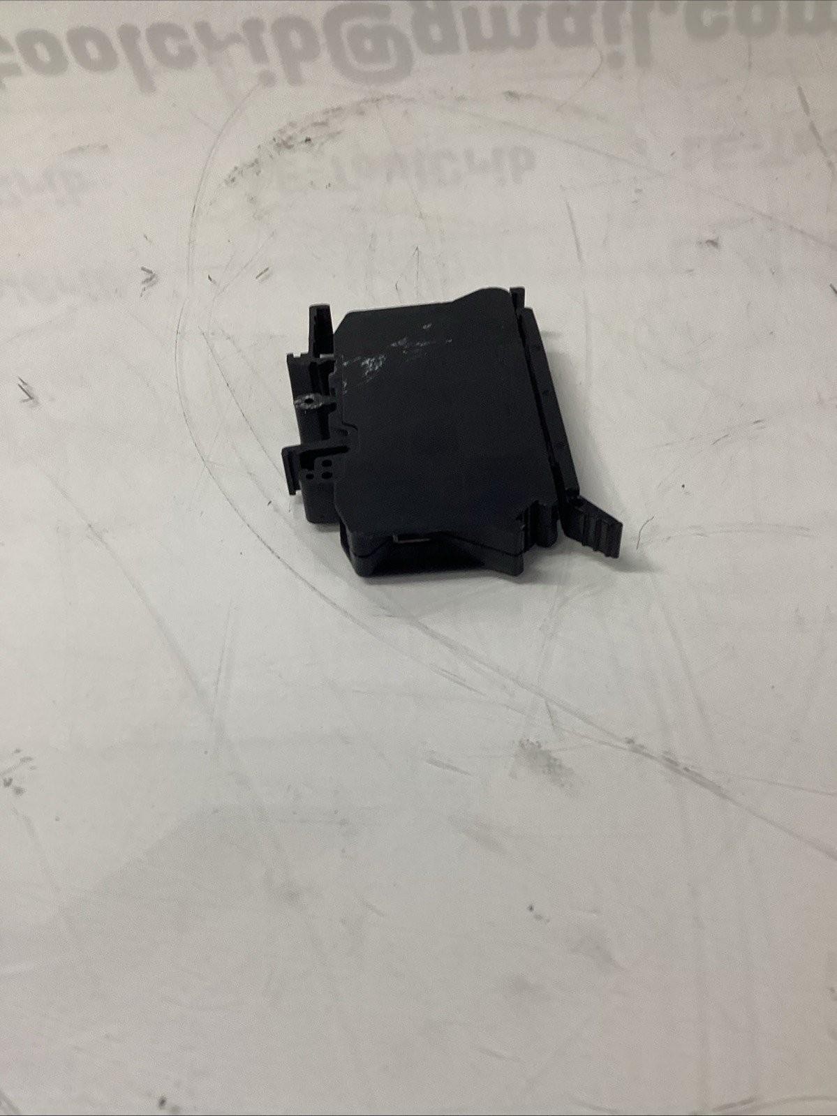 Phoenix Contact Typ UK6,3-HESI 600V 10A Contact Block LOT OF 18 N-130