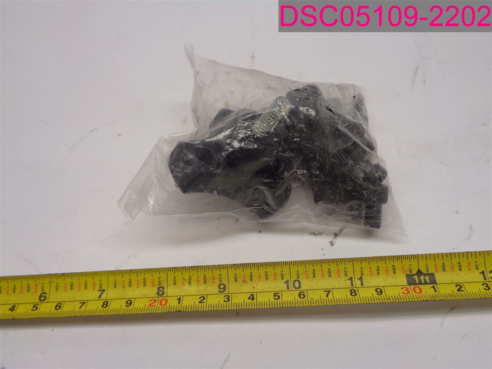 Black Screw-on Handle Kit 2604 KIT PARAFUSOS