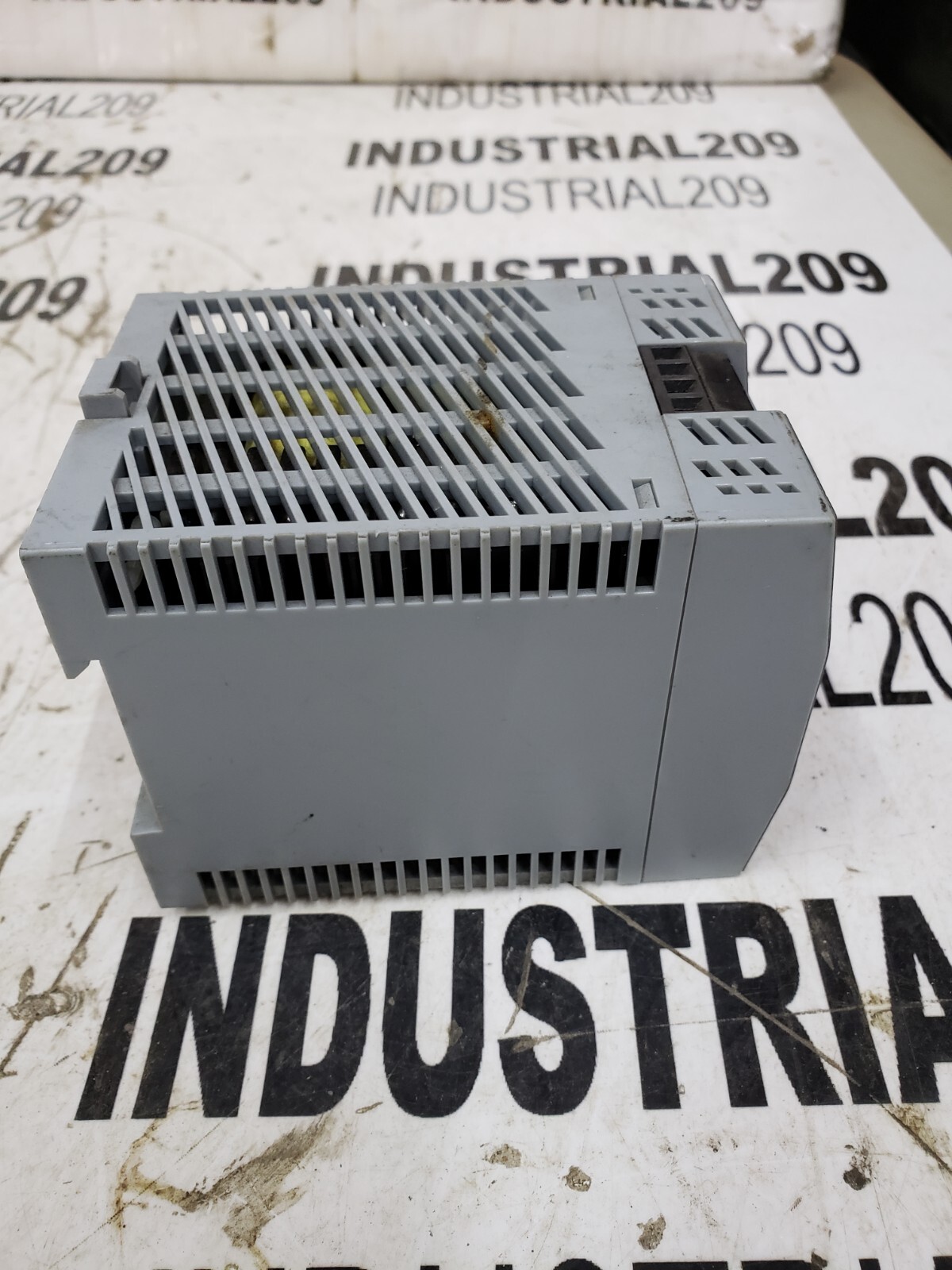 SOLA SDP-4-24-100LT POWER SUPPLY