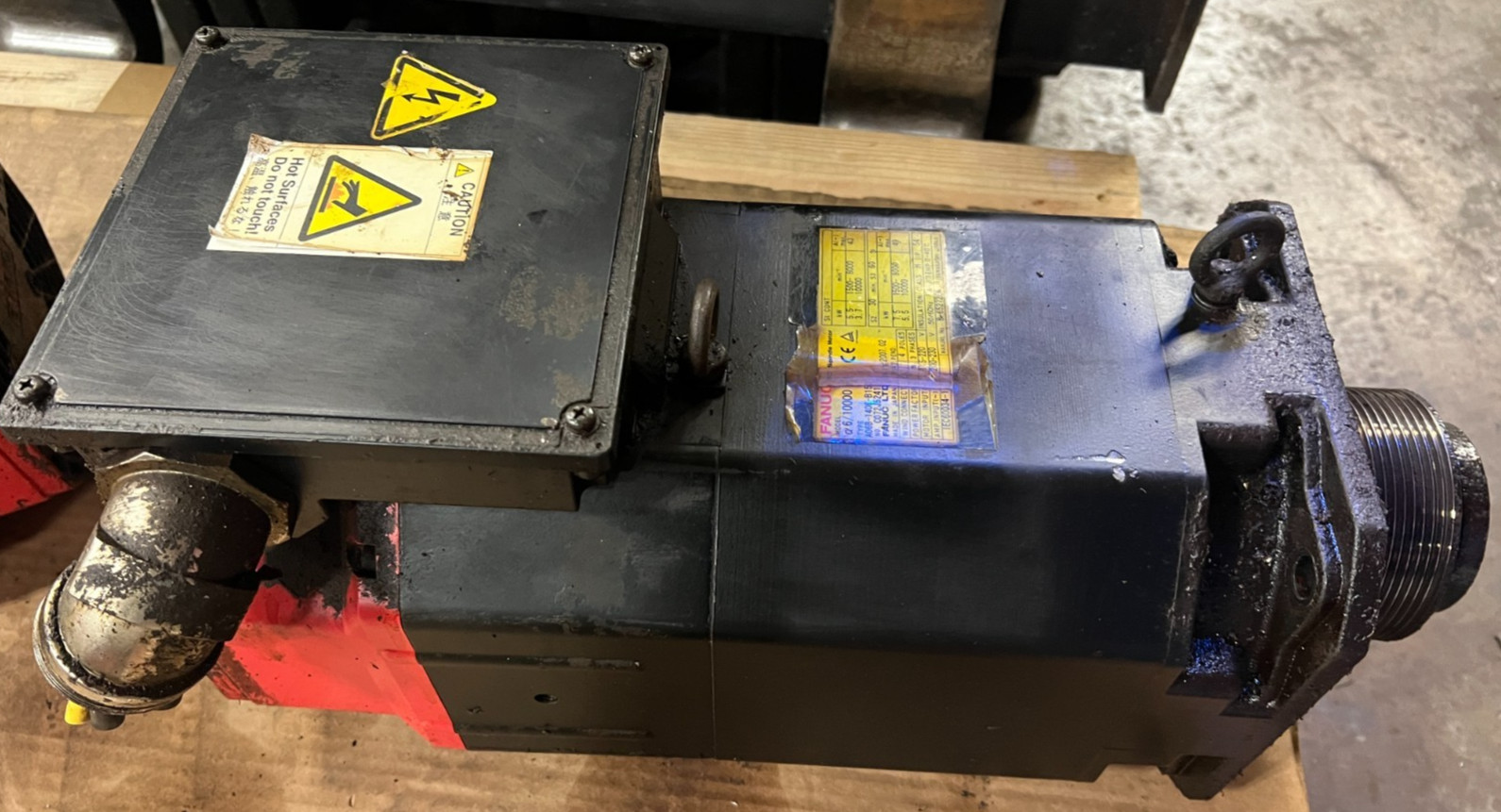 Fanuc #A06B-1406-B150 AC Spindle Motor – Damaged Electrical Box