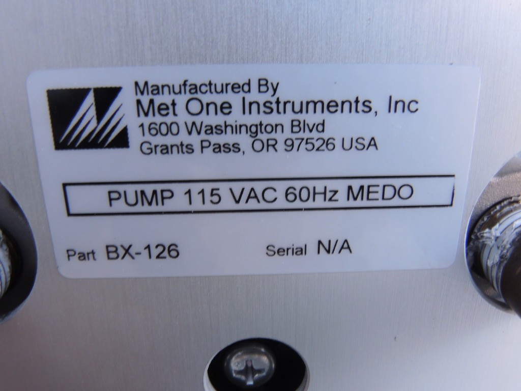 Met One Air Quality Particulate Monitor BAM 1020 w Vacuum Pump, Heater & Cabinet