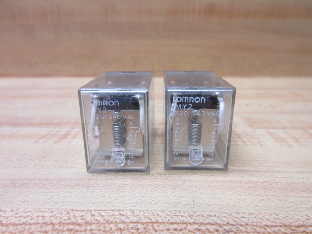 Omron MY2-220/240V AC Relay MY2-220/240VAC