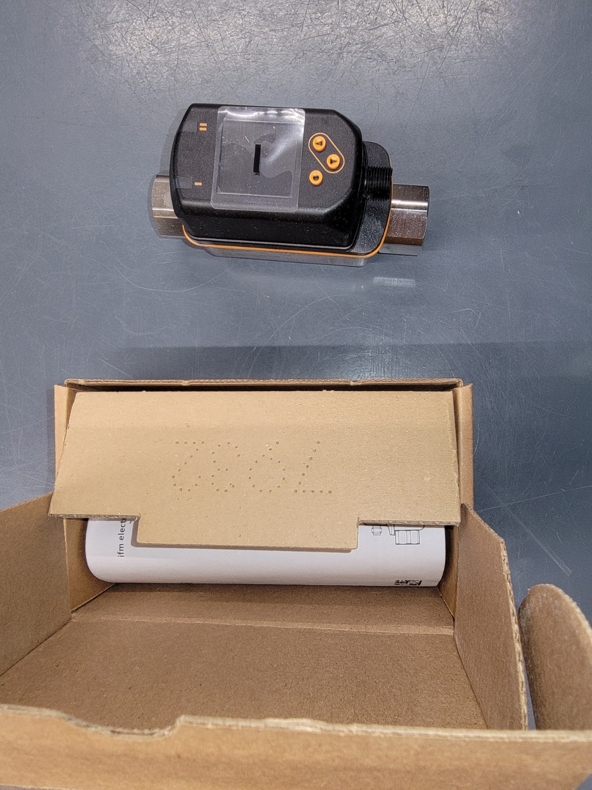 IFM Vortex Flow Meter SV5610 0.55 – 10.55 GPM 1/2 NPT NOS