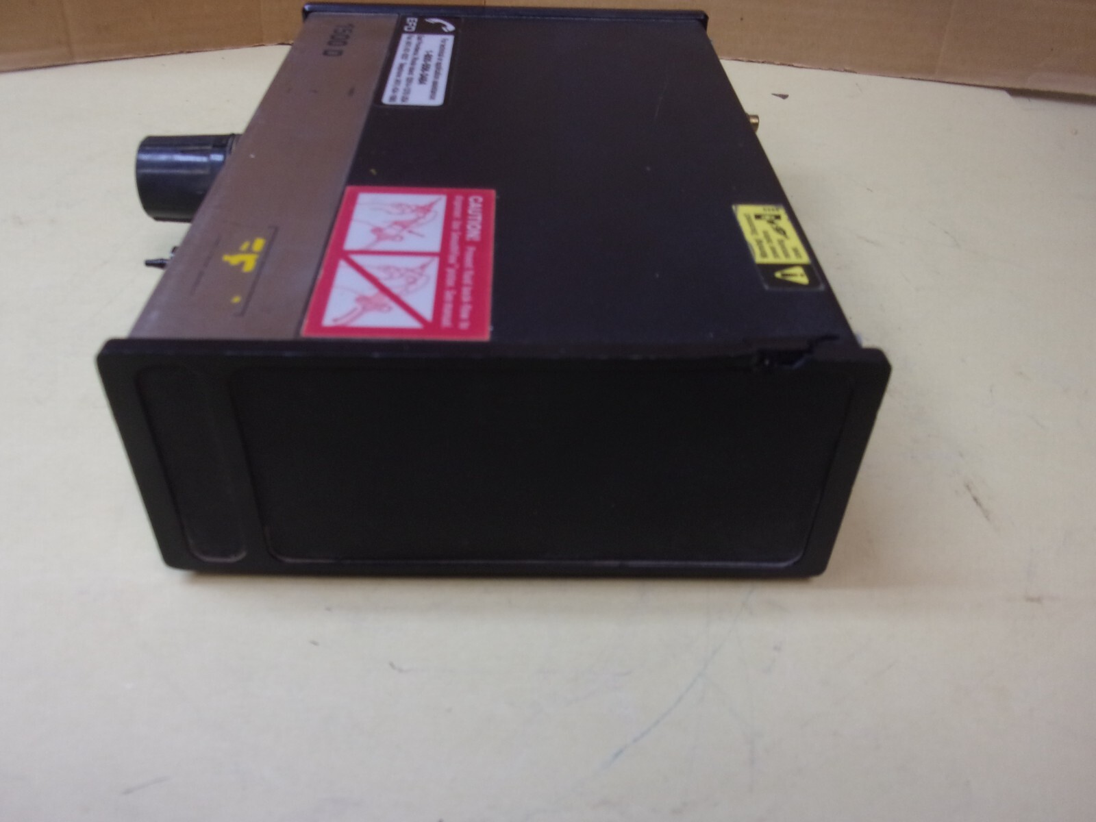 EFD 1500D Liquid Dispenser 100/120/220VAC , 5-24VDC