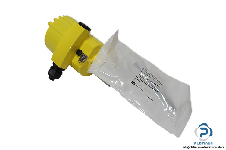 VEGA B82.AXLFSAGGSHXAIMKM Pressure transmitter_4500033582/3301396 / 2_0- 10 bar