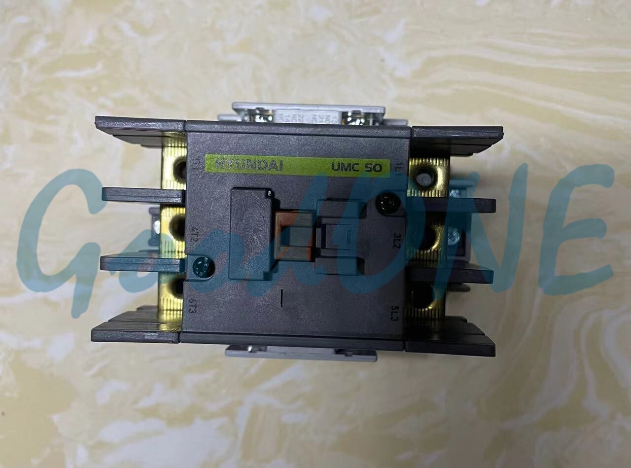 1PC New HYUNDAI Electromagnetic Contactor UMC-50