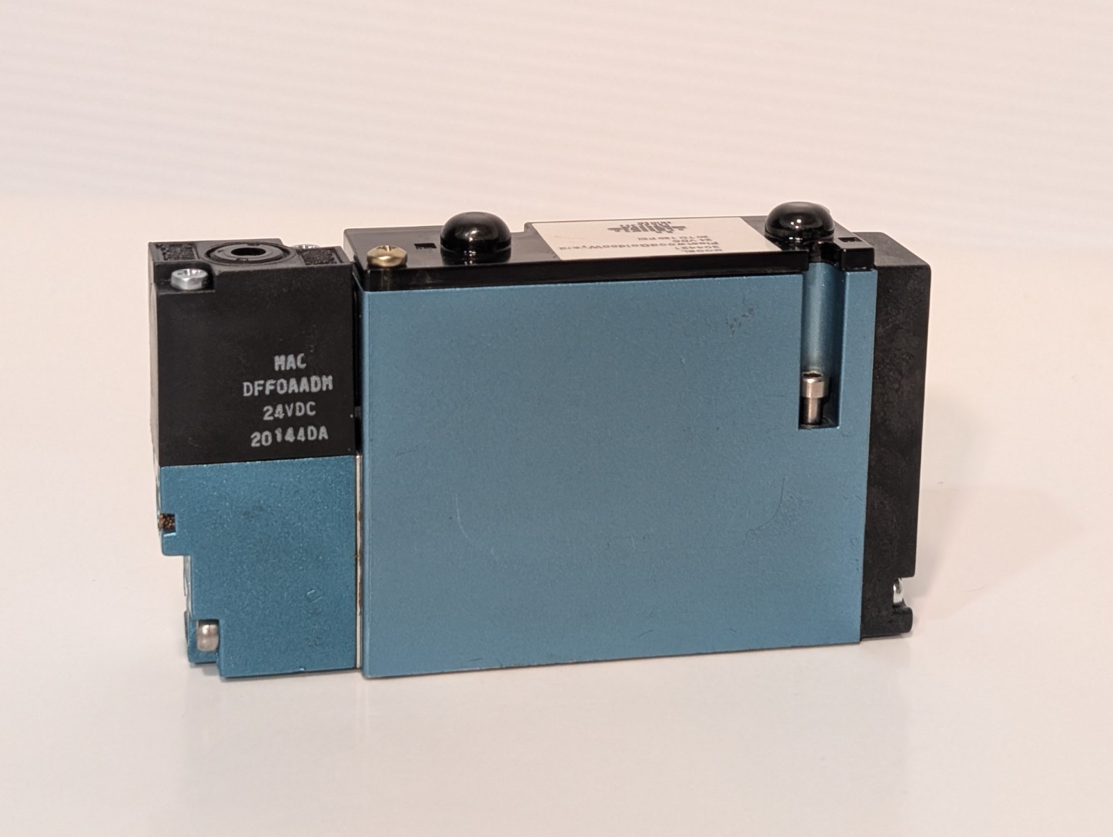 Fleetwood Goldco Wyard Model 304421 Solenoid Valve, 24vdc, 20 to 120psi, MAC