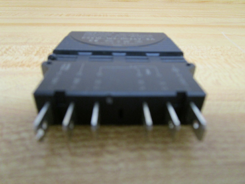 ETA ESX10-103-DC24V-8A Electronic Circuit Protector ESX10103DC24V8A (Pack of 3)