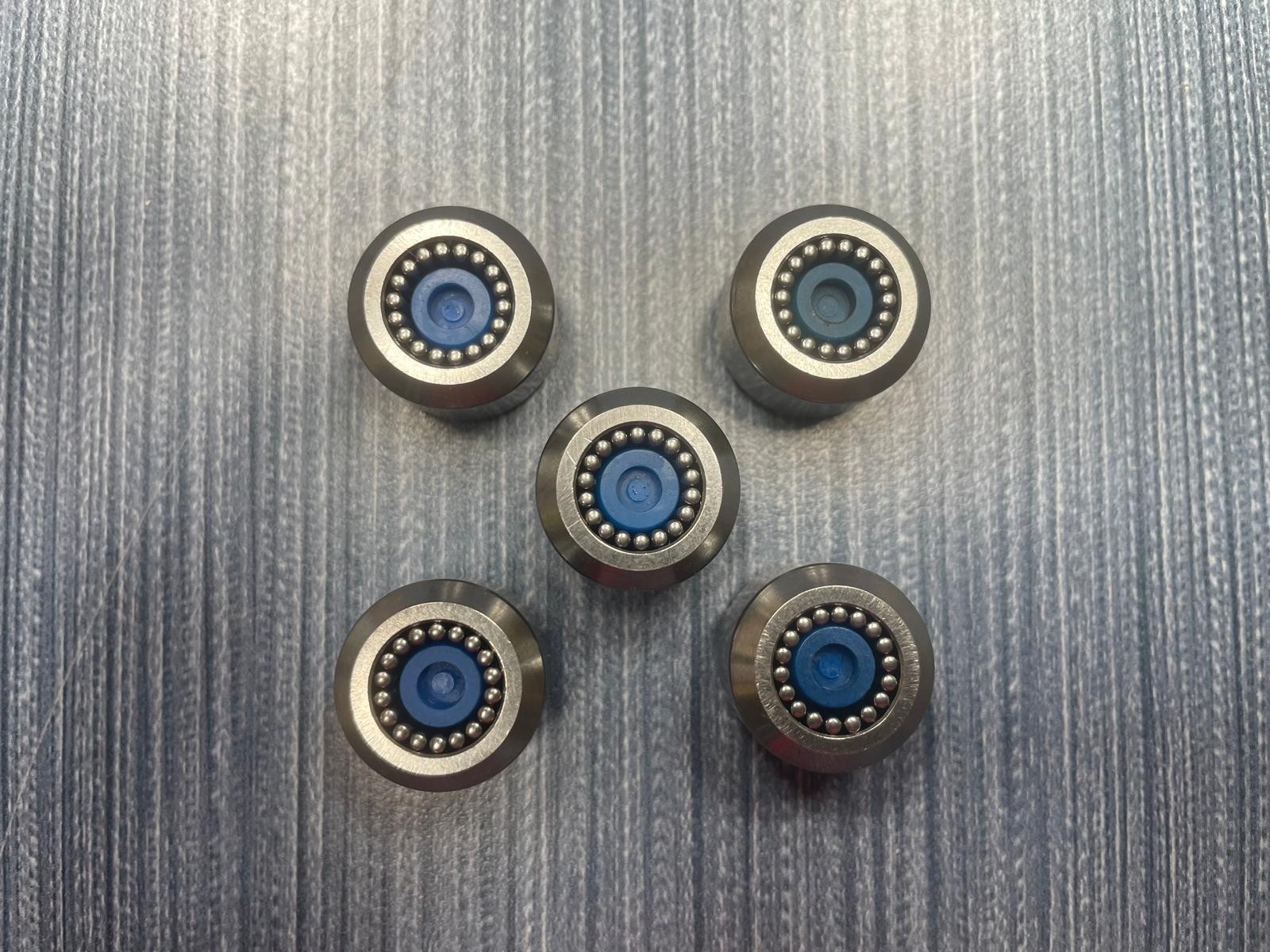 Lot of 5 Bearings Steel Needle Roller (SEE PICTURES FOR DIMENSIONS)